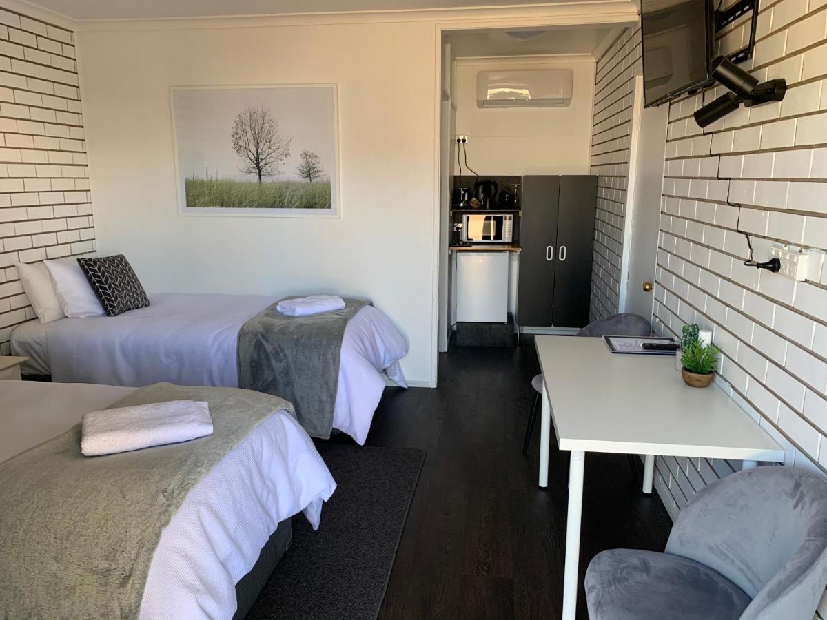 Kings Avenue Motel Saint Arnaud Esterno foto
