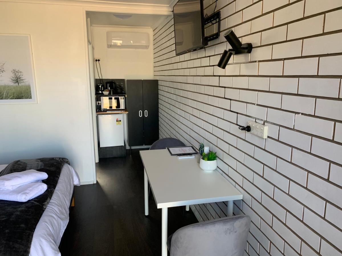 Kings Avenue Motel Saint Arnaud Esterno foto